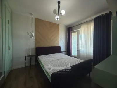 APARTAMENT 3 CAMERE, COPOU, 90 MP, DECOMANDAT, MOBILAT, INTABULAT, LOC DE PARCARE INCLUS - foto 5
