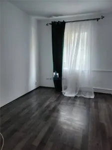 Vanzare Apartament 3 Camere Semidecomandat Covasna - foto 7