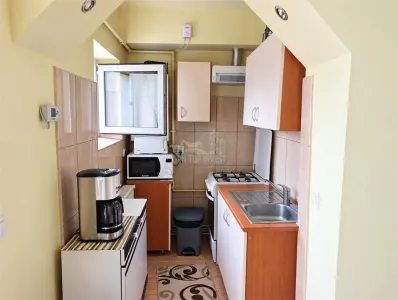 Garsoniera cu balcon zona Terezian - foto 4